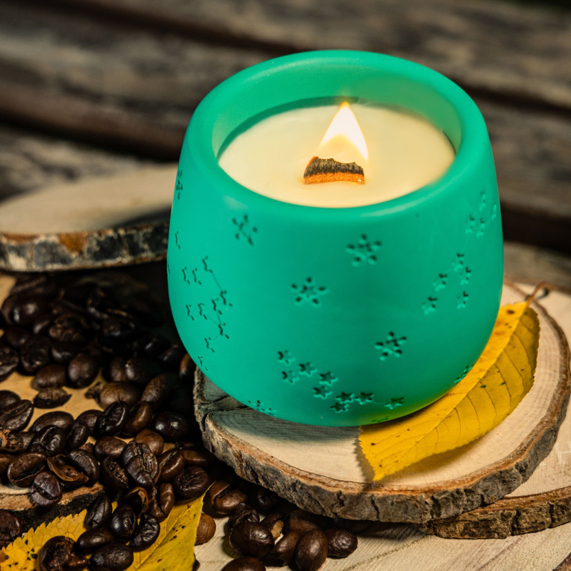 "Green Silence" premium candle