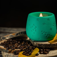 "Green Silence" premium candle