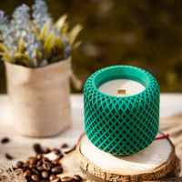 "Emerald Grid" decorative scented candle