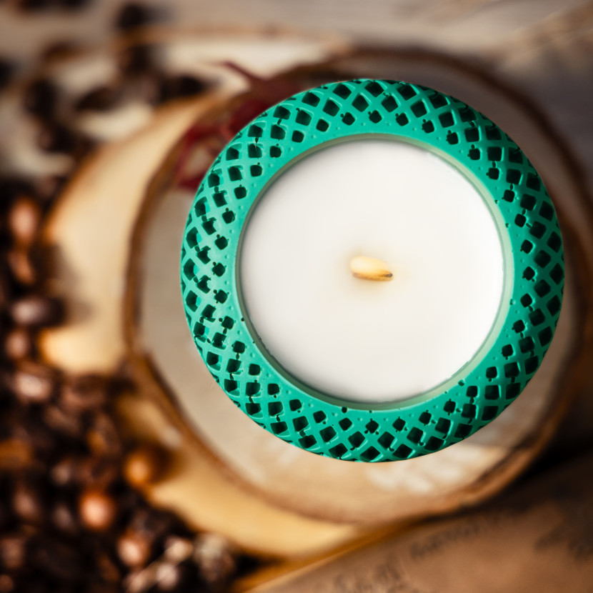 "Emerald Grid" decorative scented candle