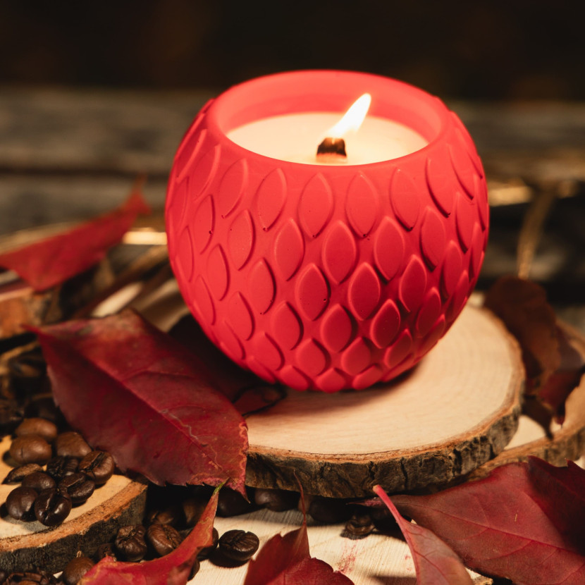 "Crimson Bloom" Decorative Scented Candle