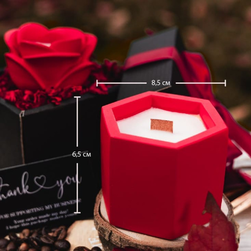 "Red Desire" Decorative Scented Candle