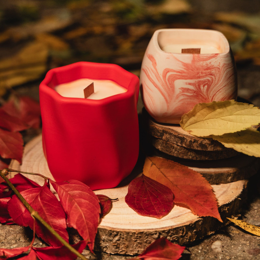 "Red Velvet" Decorative Scented Candle