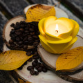 "Golden Bloom" premium candle