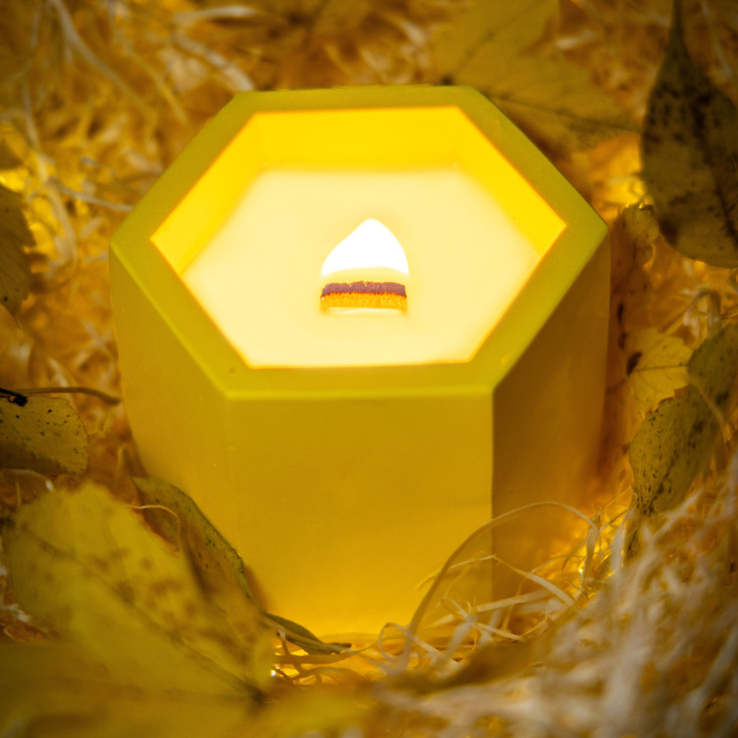 "Golden Light" Decorative Scented Candle